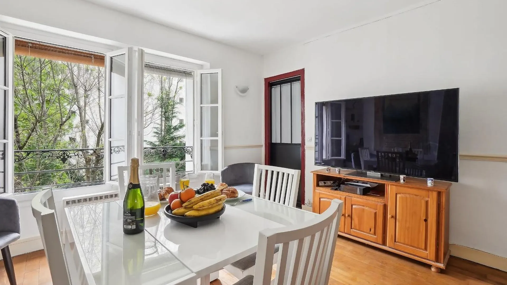 Bastille & Place De La Nation - 1Br - Cityapartmentstay Paris 0*,  France